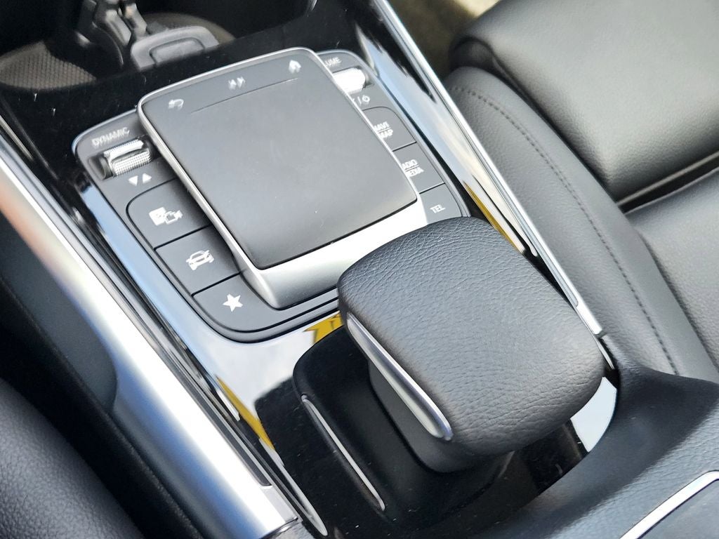 2022 Mercedes-Benz GLB 250 4MATIC®