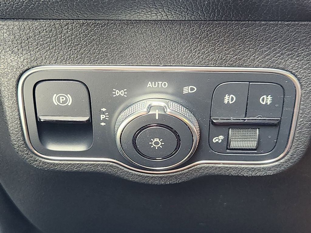 2022 Mercedes-Benz GLB 250 4MATIC®