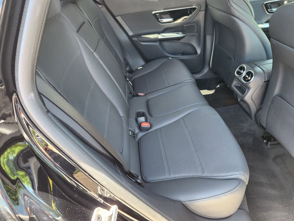 2026 Mercedes-Benz GLC 300
