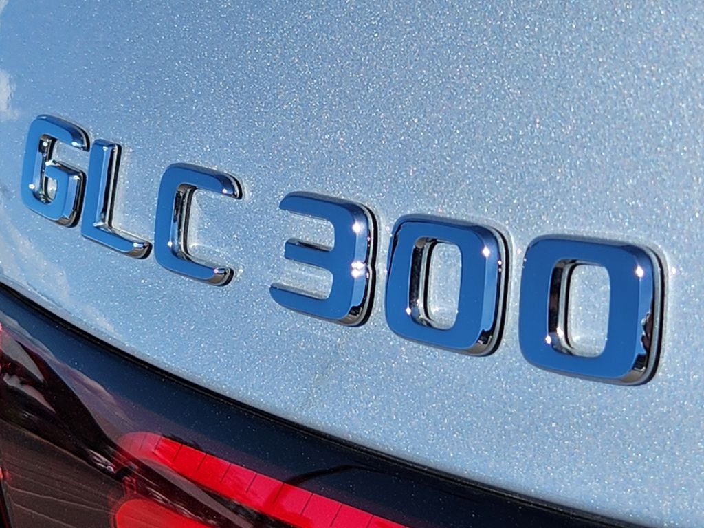 2026 Mercedes-Benz GLC 300