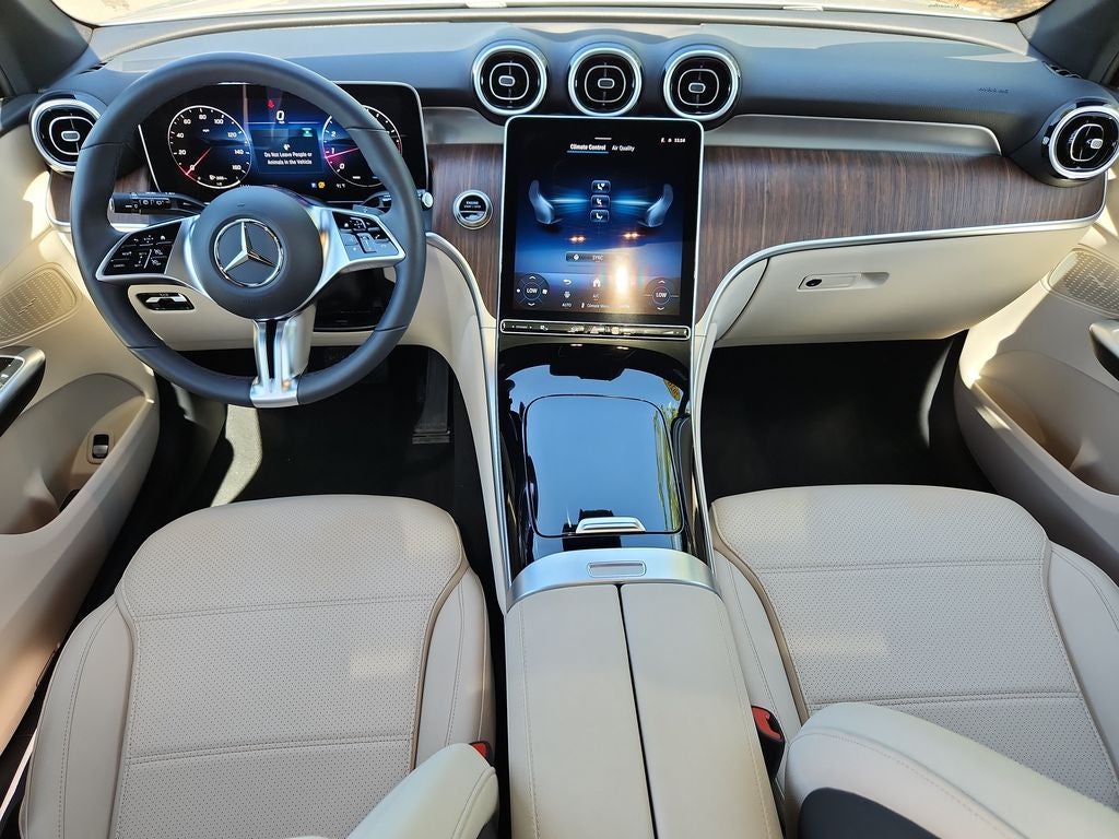 2026 Mercedes-Benz GLC 300