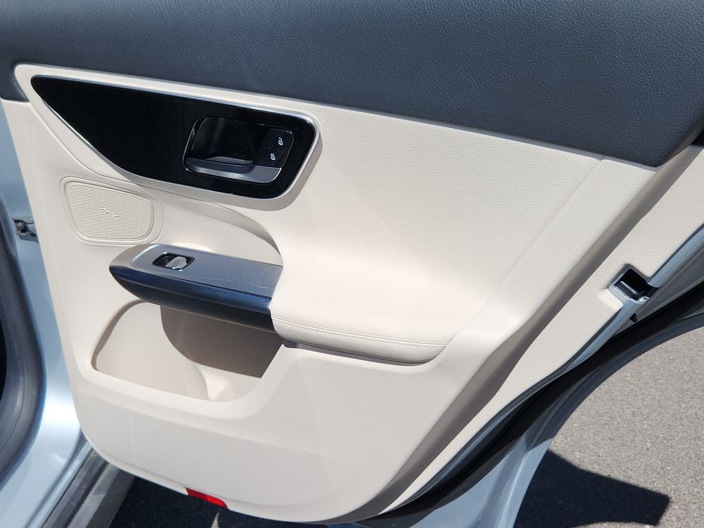 2026 Mercedes-Benz GLC 300