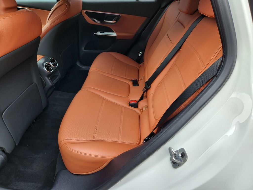 2026 Mercedes-Benz GLC 300