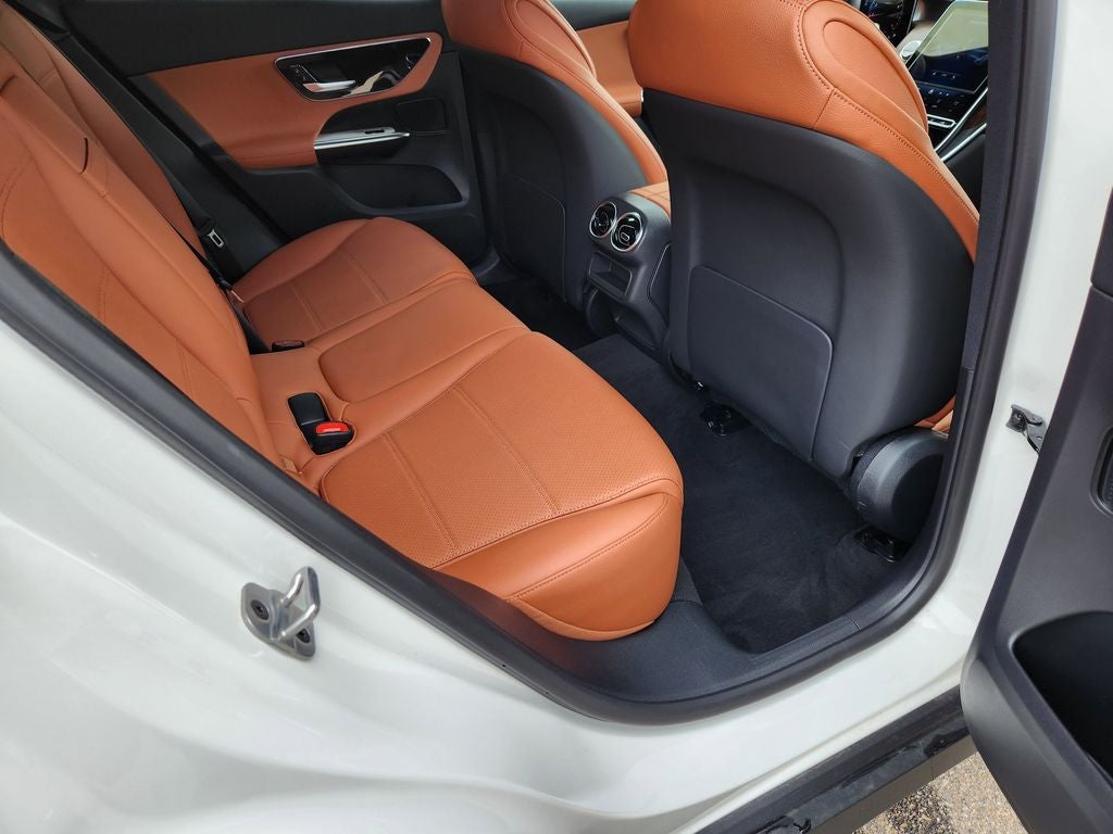 2026 Mercedes-Benz GLC 300