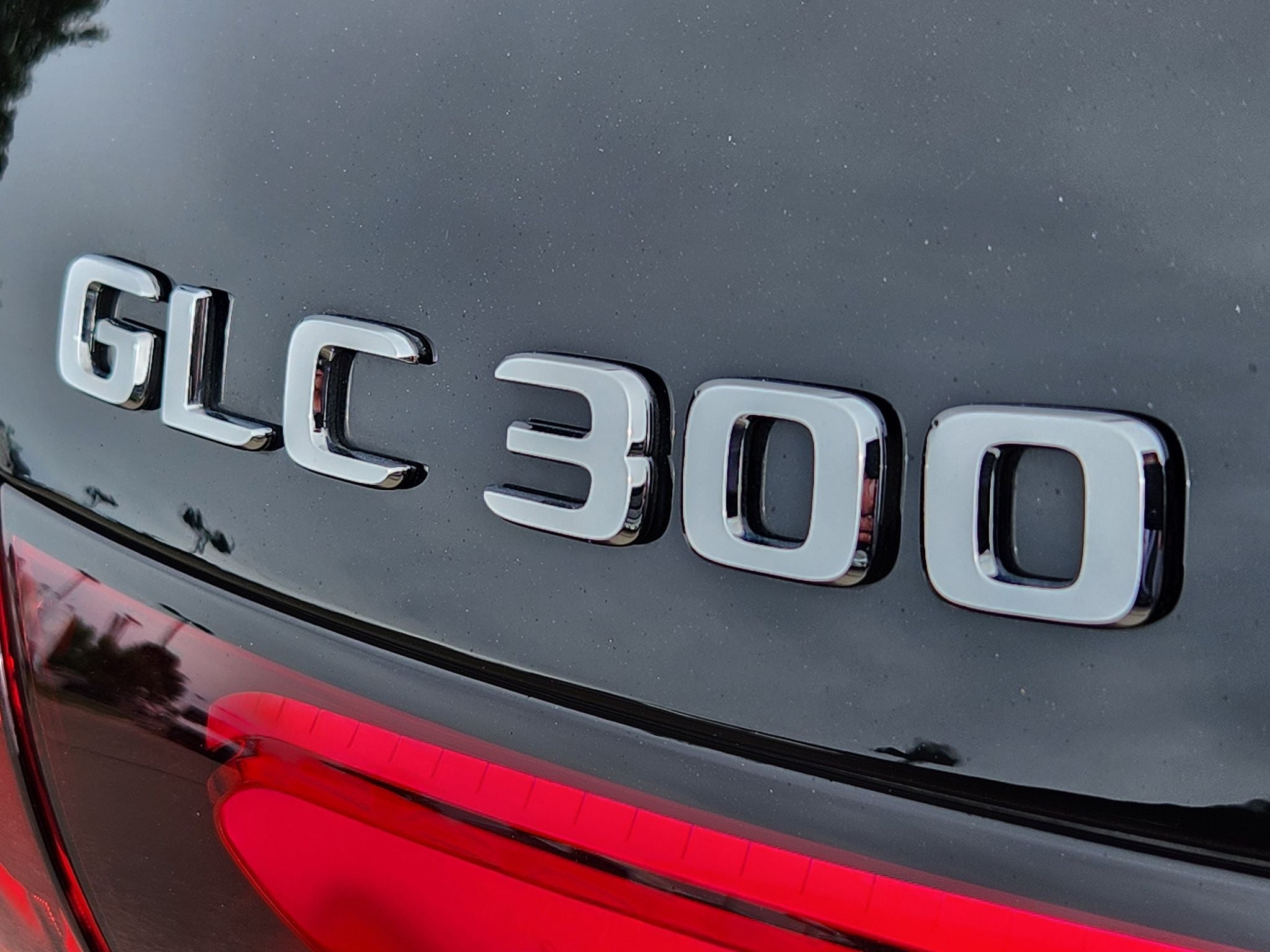 2026 Mercedes-Benz GLC 300