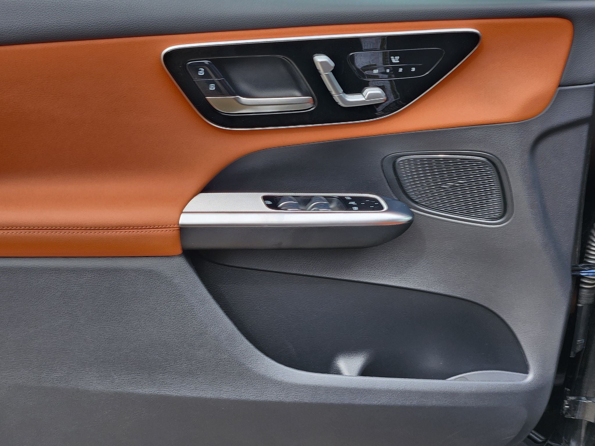 2026 Mercedes-Benz GLC 300