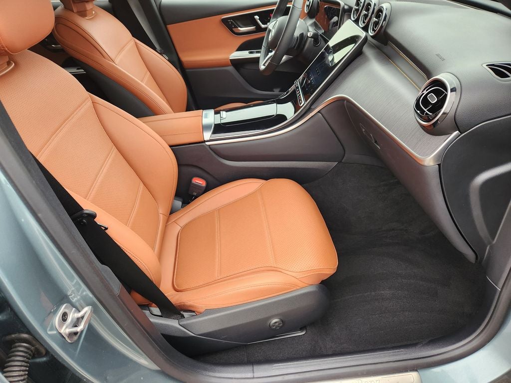 2026 Mercedes-Benz GLC 300