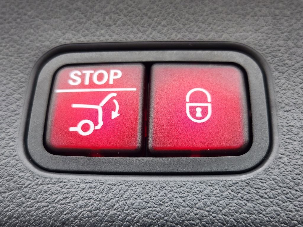 2026 Mercedes-Benz GLC 300