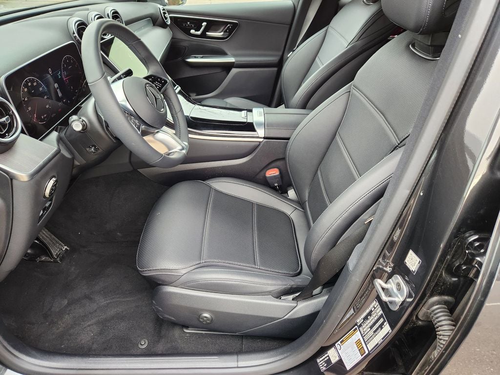 2026 Mercedes-Benz GLC 300