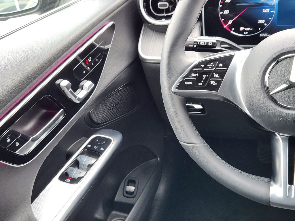 2026 Mercedes-Benz GLC 300