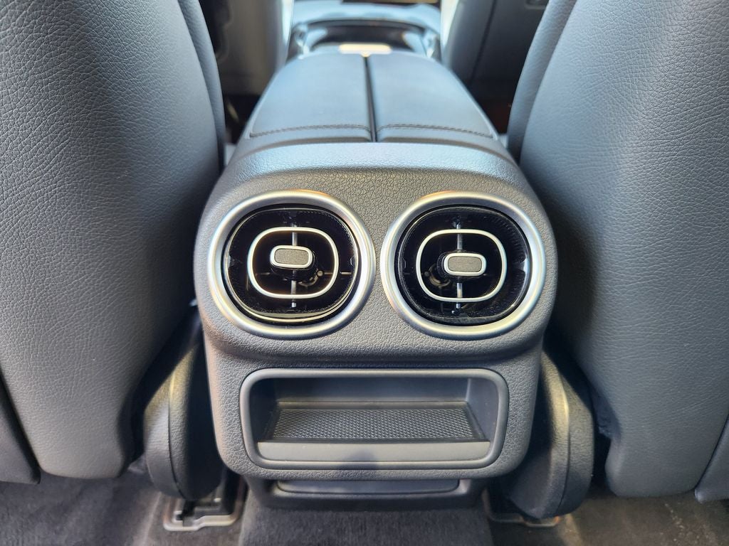 2026 Mercedes-Benz GLC 300