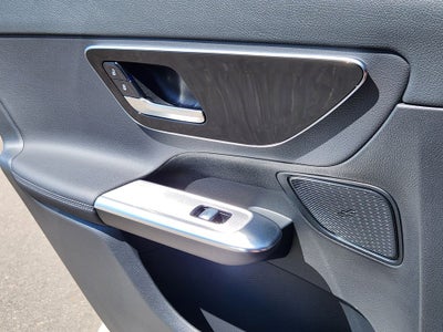 2026 Mercedes-Benz GLC 300