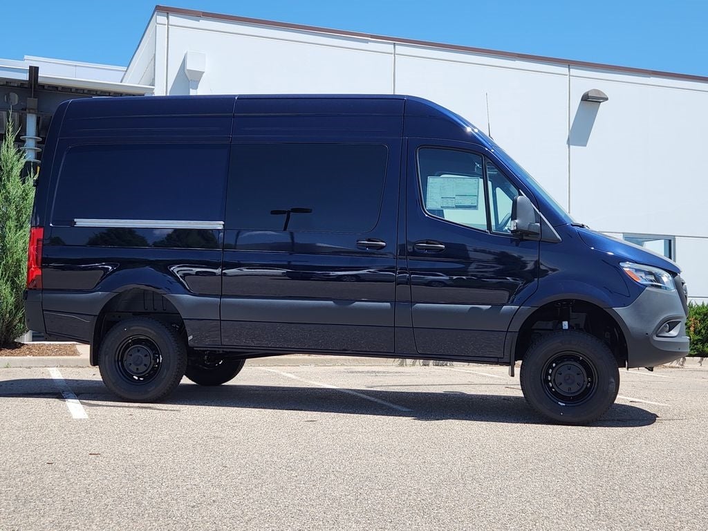 2025 Mercedes-Benz Sprinter 2500 CARGO 144 WB AWD