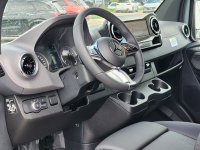 2025 Mercedes-Benz Sprinter 2500 CARGO 170 WB