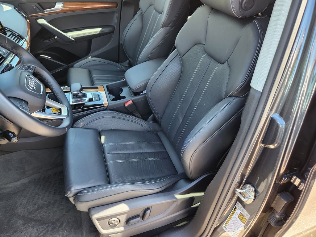 2023 Audi Q5 S line Premium Plus