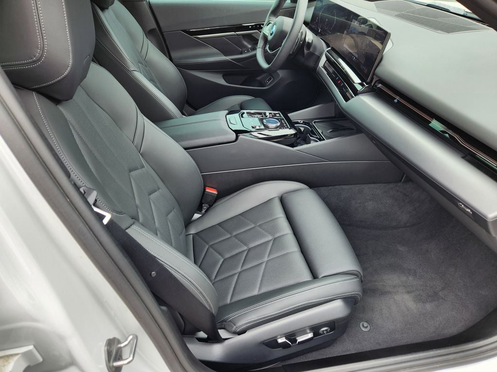 2024 BMW 5 series 530i xDrive