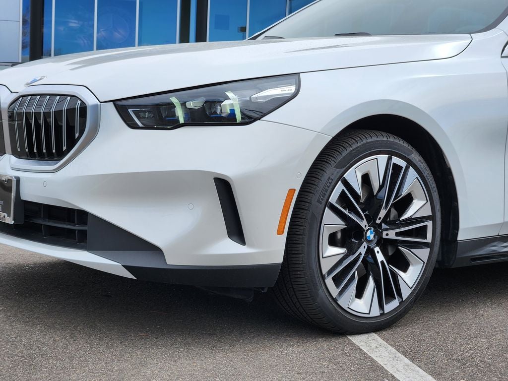 2024 BMW 5 series 530i xDrive