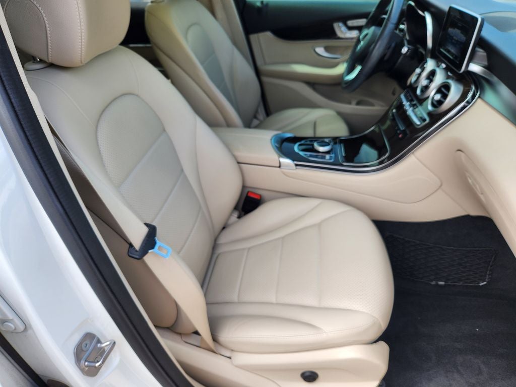2019 Mercedes-Benz GLC 300