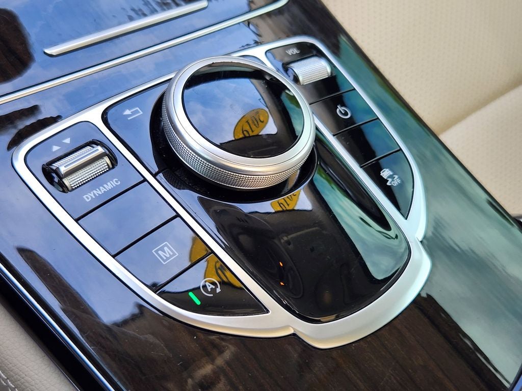 2019 Mercedes-Benz GLC 300