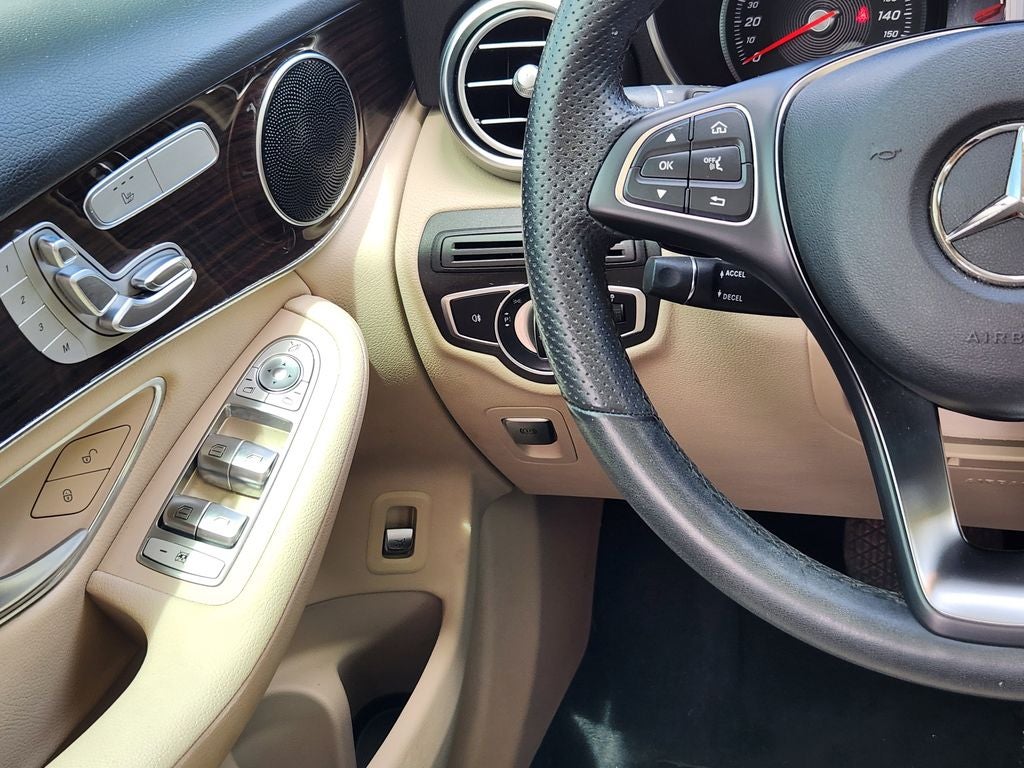 2019 Mercedes-Benz GLC 300