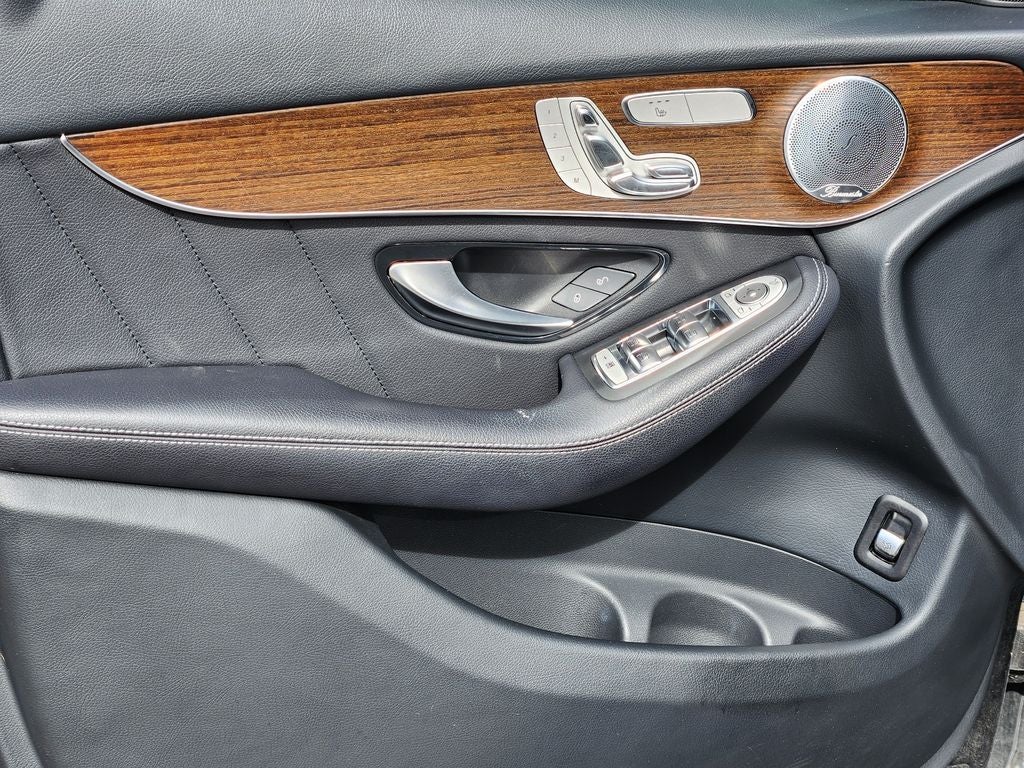 2020 Mercedes-Benz GLC 300 4MATIC®