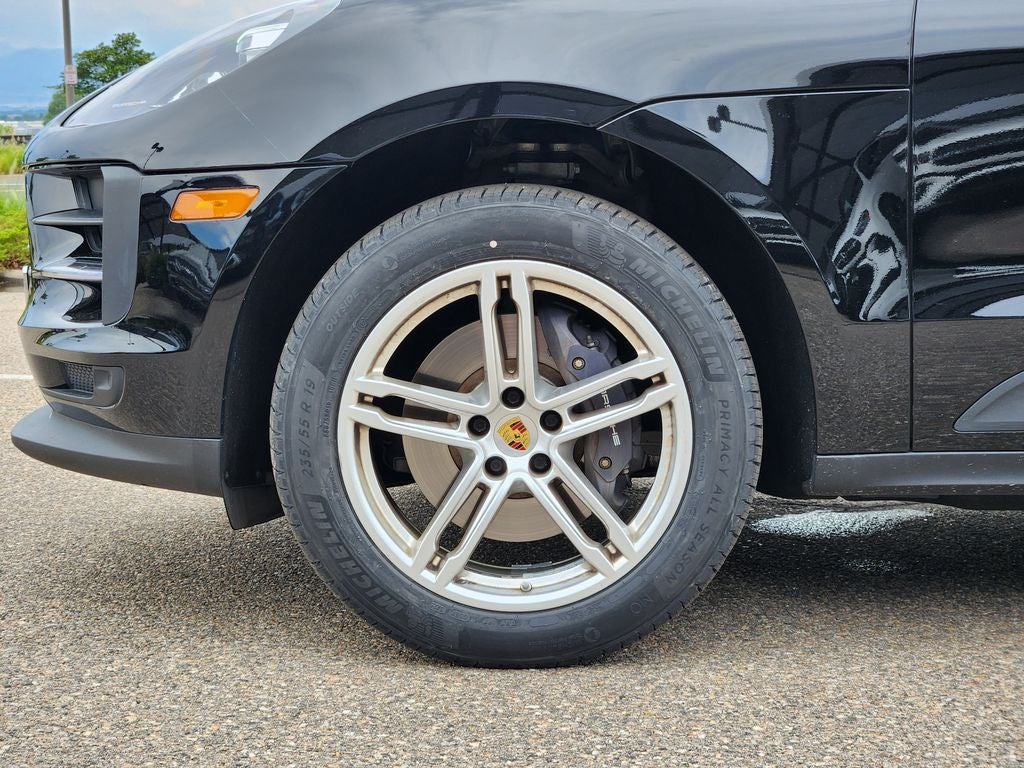 2021 Porsche Macan Base