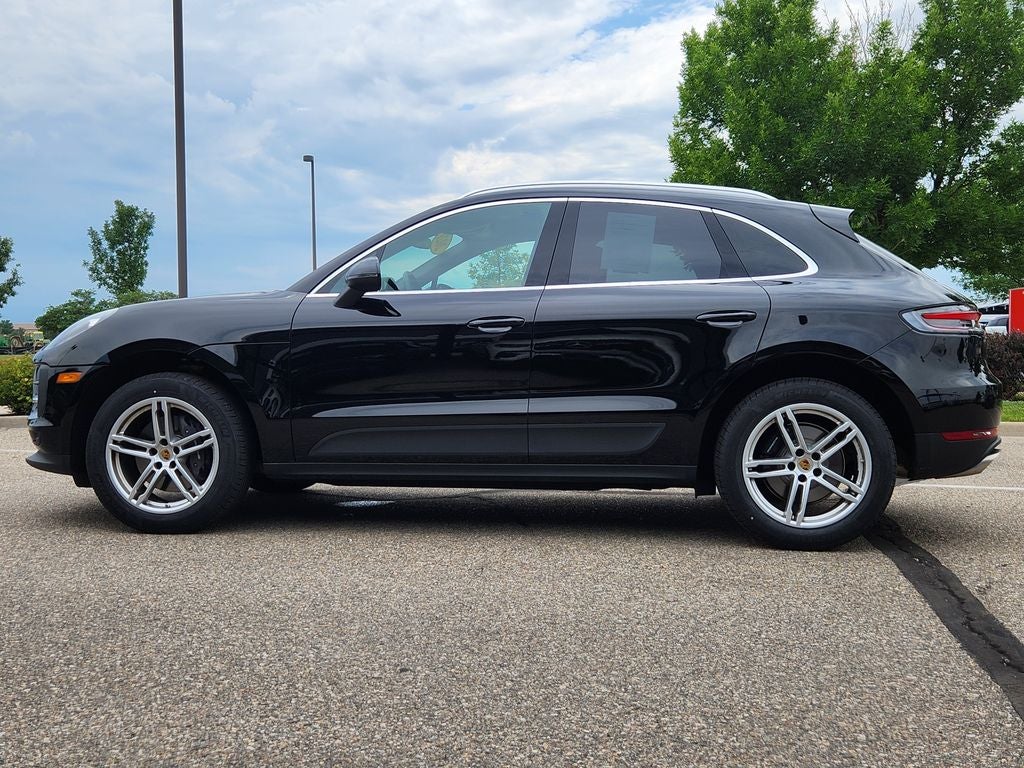 2021 Porsche Macan Base