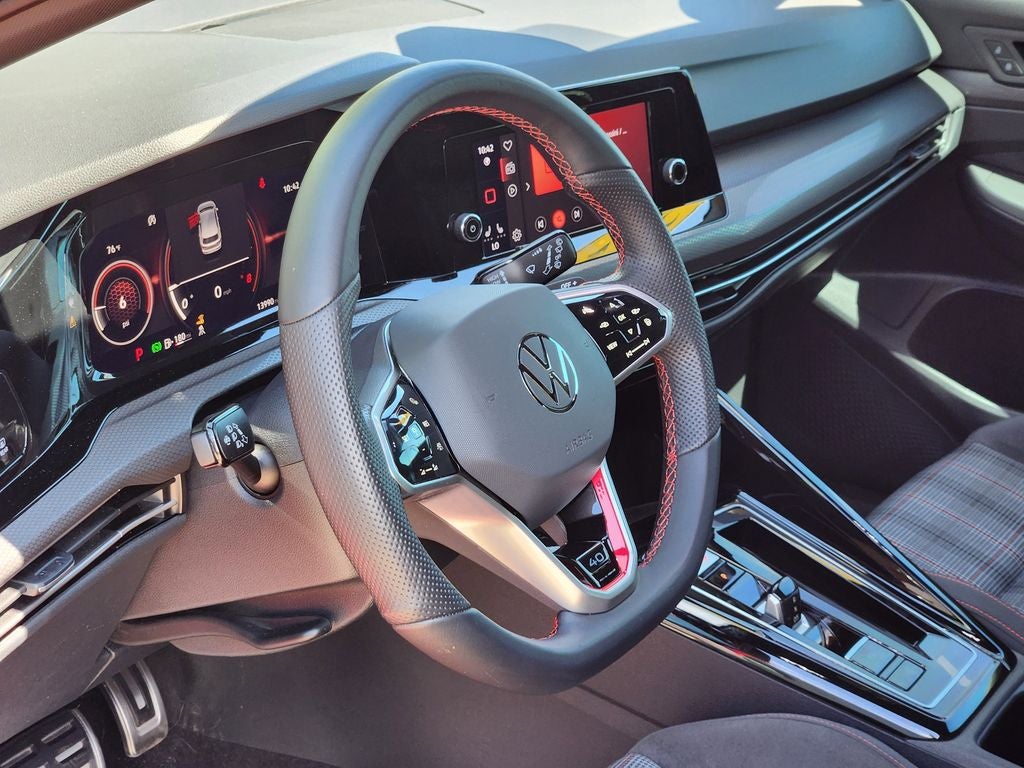 2023 Volkswagen Golf GTI 40th Anniversary Edition