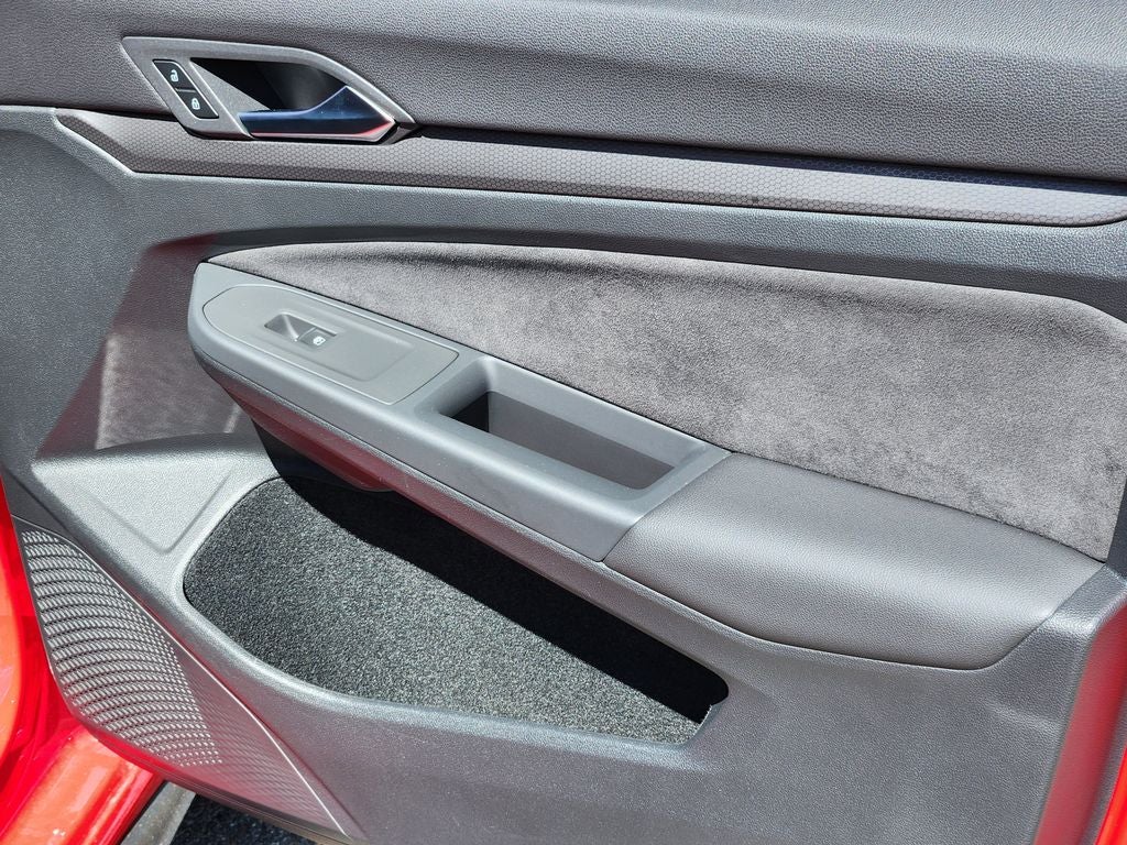 2023 Volkswagen Golf GTI 40th Anniversary Edition