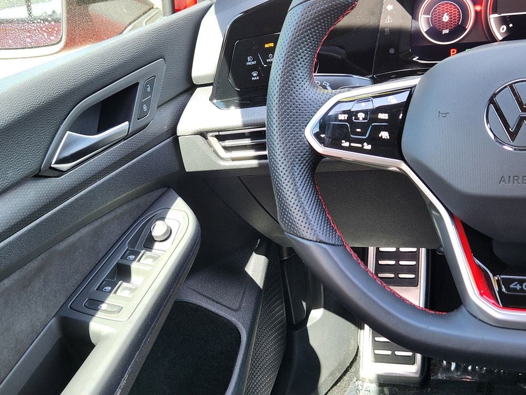 2023 Volkswagen Golf GTI 40th Anniversary Edition