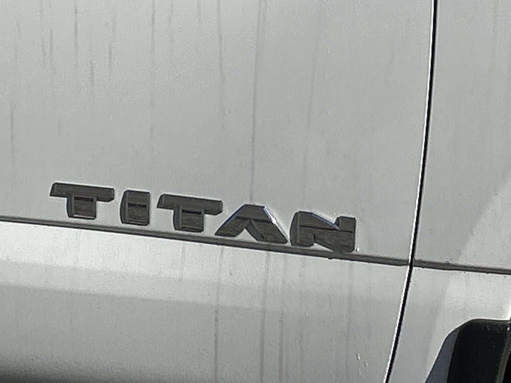 2024 Nissan Titan SV