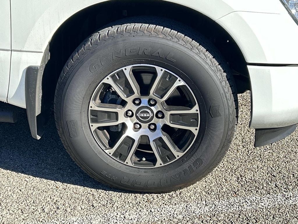 2024 Nissan Titan SV