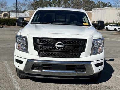 2024 Nissan Titan SV