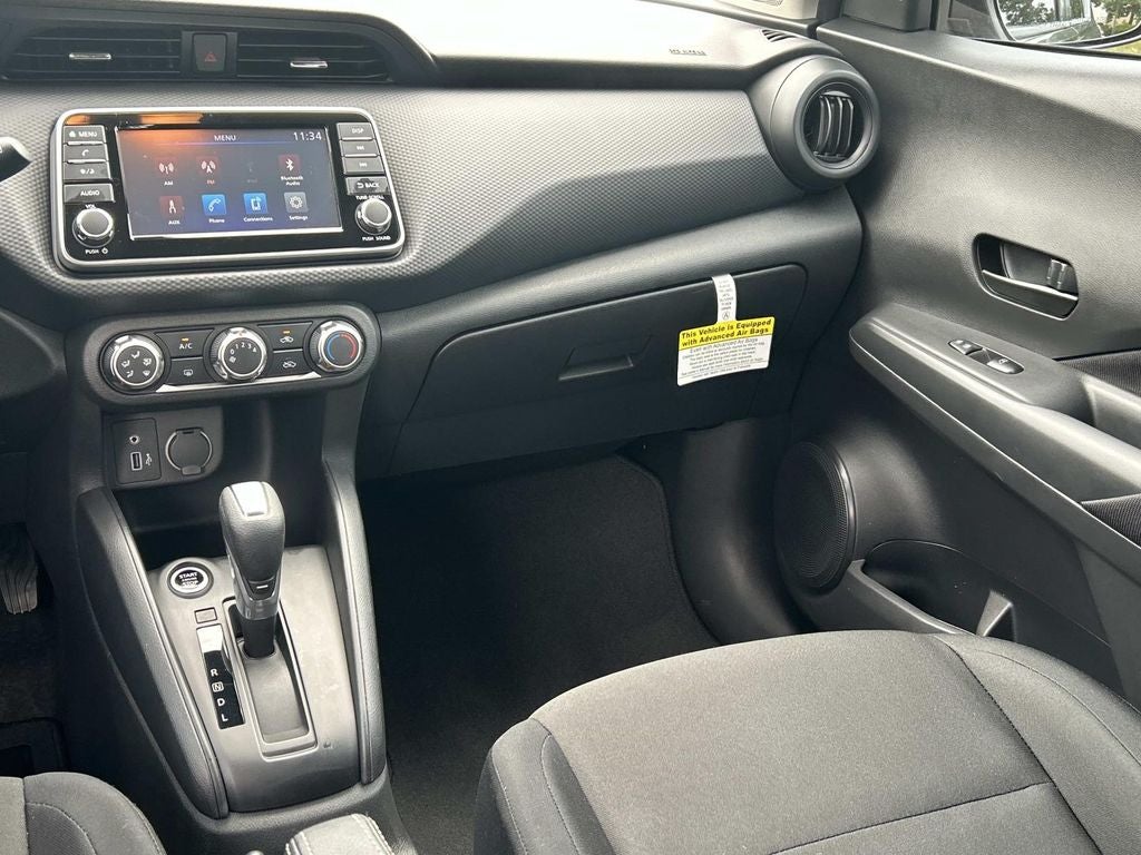 2025 Nissan Kicks Play S