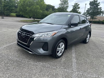 2025 Nissan Kicks Play S