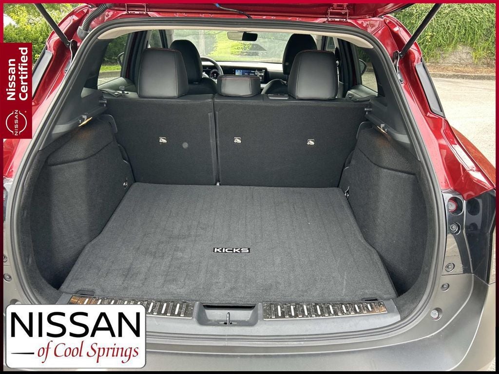 2025 Nissan Kicks SR