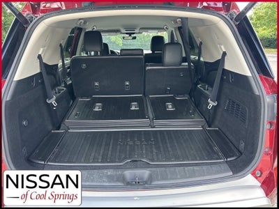 2023 Nissan Pathfinder SL