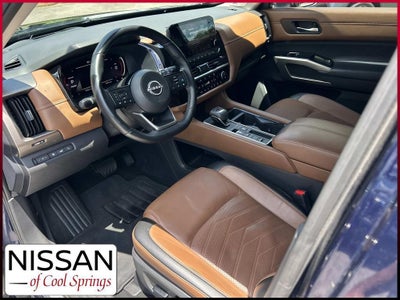 2023 Nissan Pathfinder Platinum