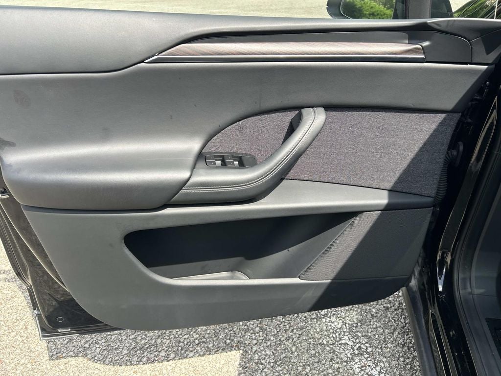 2024 Tesla Model X Base