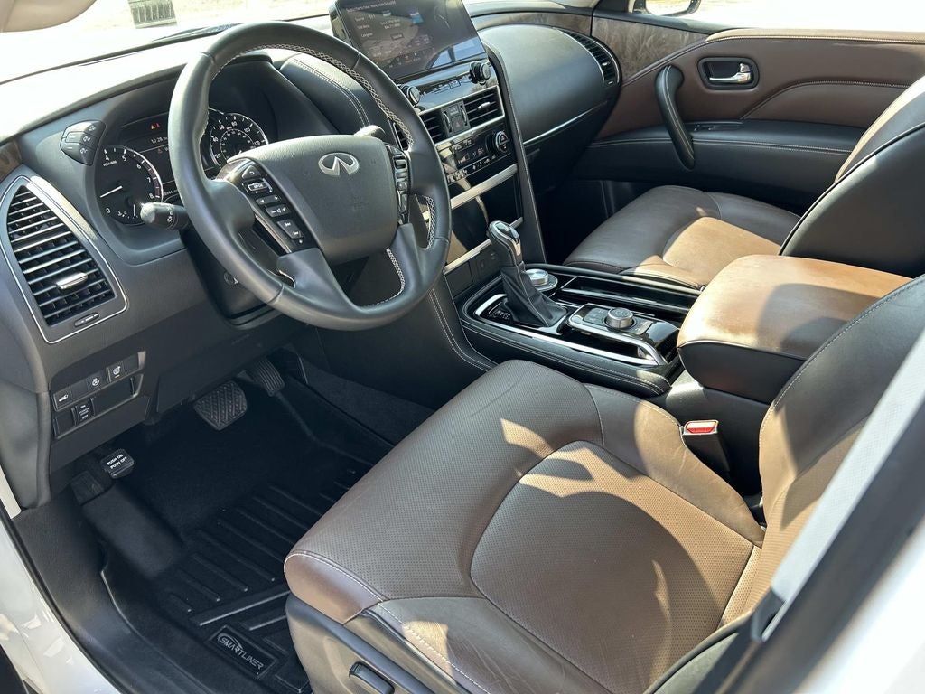 2022 INFINITI QX80 Premium Select
