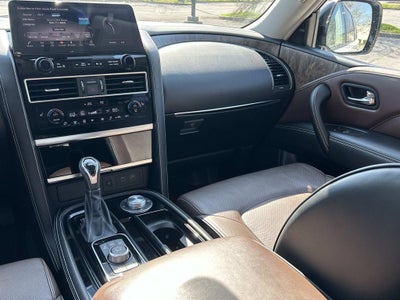 2022 INFINITI QX80 Premium Select