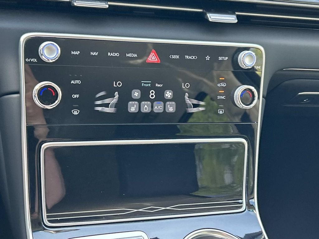 2025 Genesis GV80 2.5T