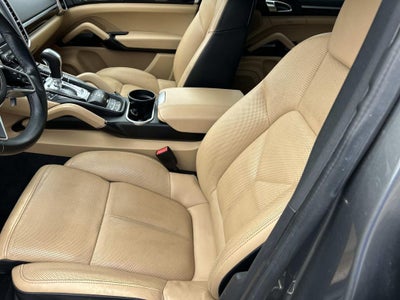 2018 Porsche Cayenne E-Hybrid S