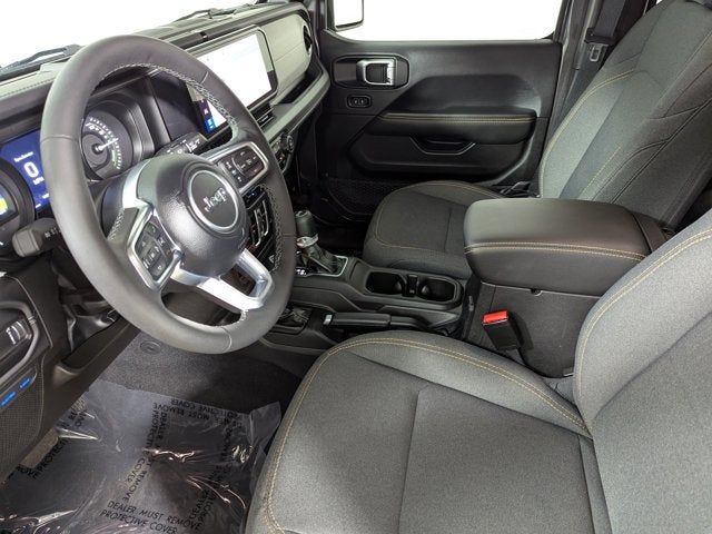 2025 Jeep Wrangler 4xe Sahara 4x4