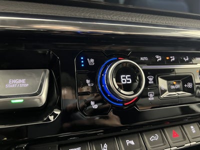 2024 GMC Sierra 2500HD 4WD Crew Cab 159" Denali