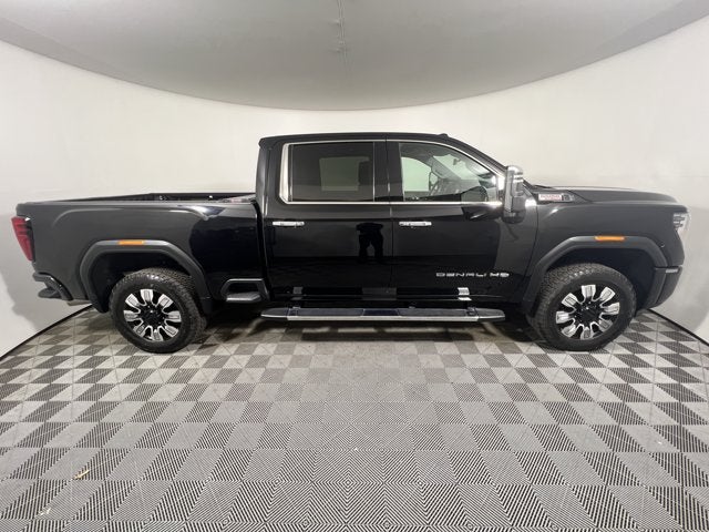 2024 GMC Sierra 2500HD 4WD Crew Cab 159" Denali