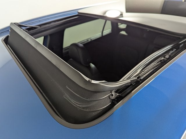 2024 Volkswagen Atlas Cross Sport 2.0T SE w/Technology FWD