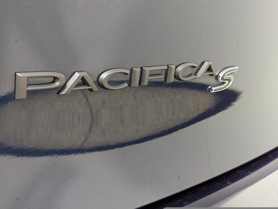 2022 Chrysler Pacifica Touring L AWD