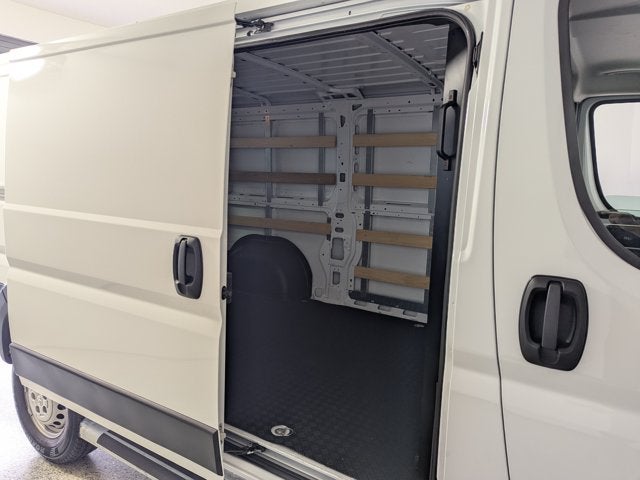 2025 RAM ProMaster Cargo Van Tradesman 2500 Low Roof 136" WB w/Pass Seat
