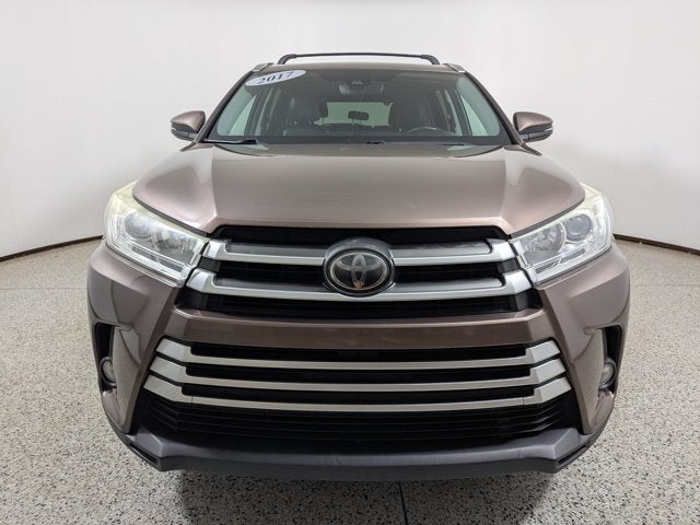 2017 Toyota Highlander SE V6 FWD